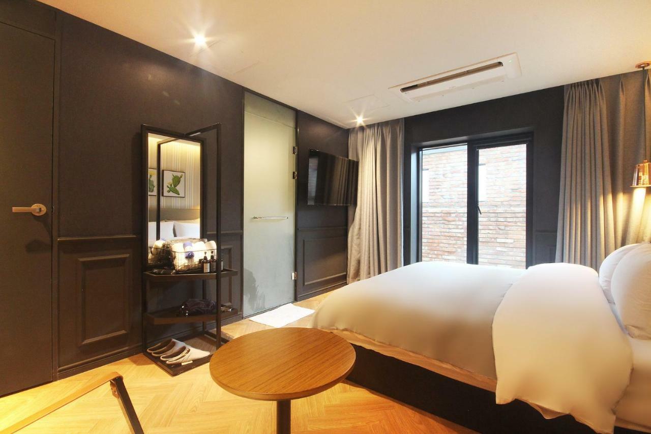 Brown Dot Hotel Seomyeon Busan Exteriör bild