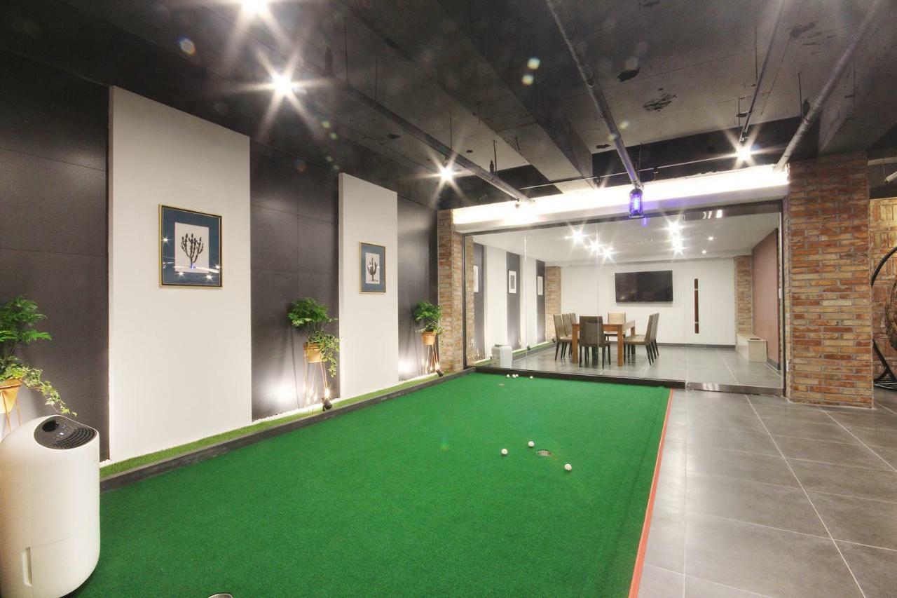 Brown Dot Hotel Seomyeon Busan Exteriör bild