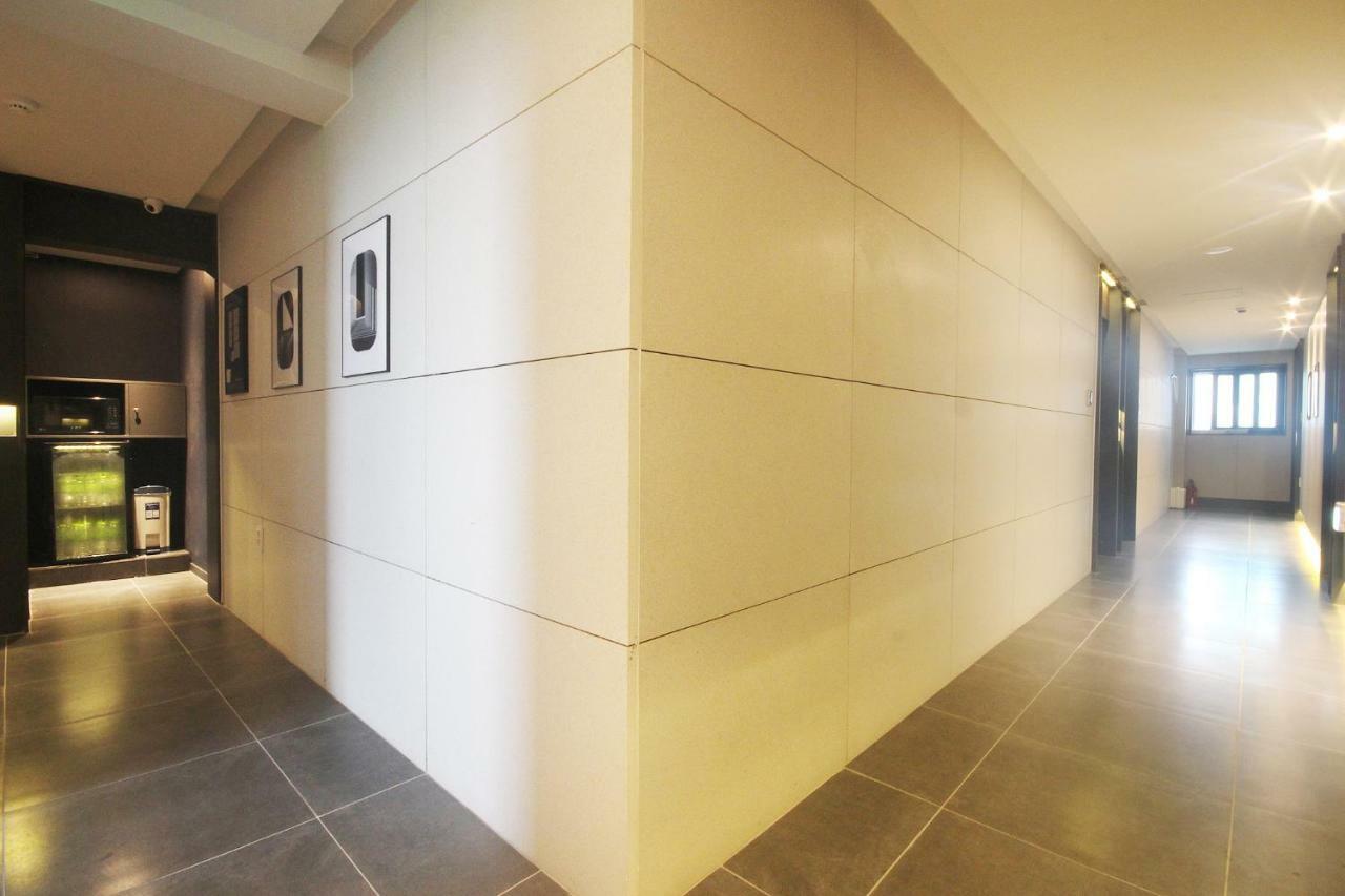 Brown Dot Hotel Seomyeon Busan Exteriör bild