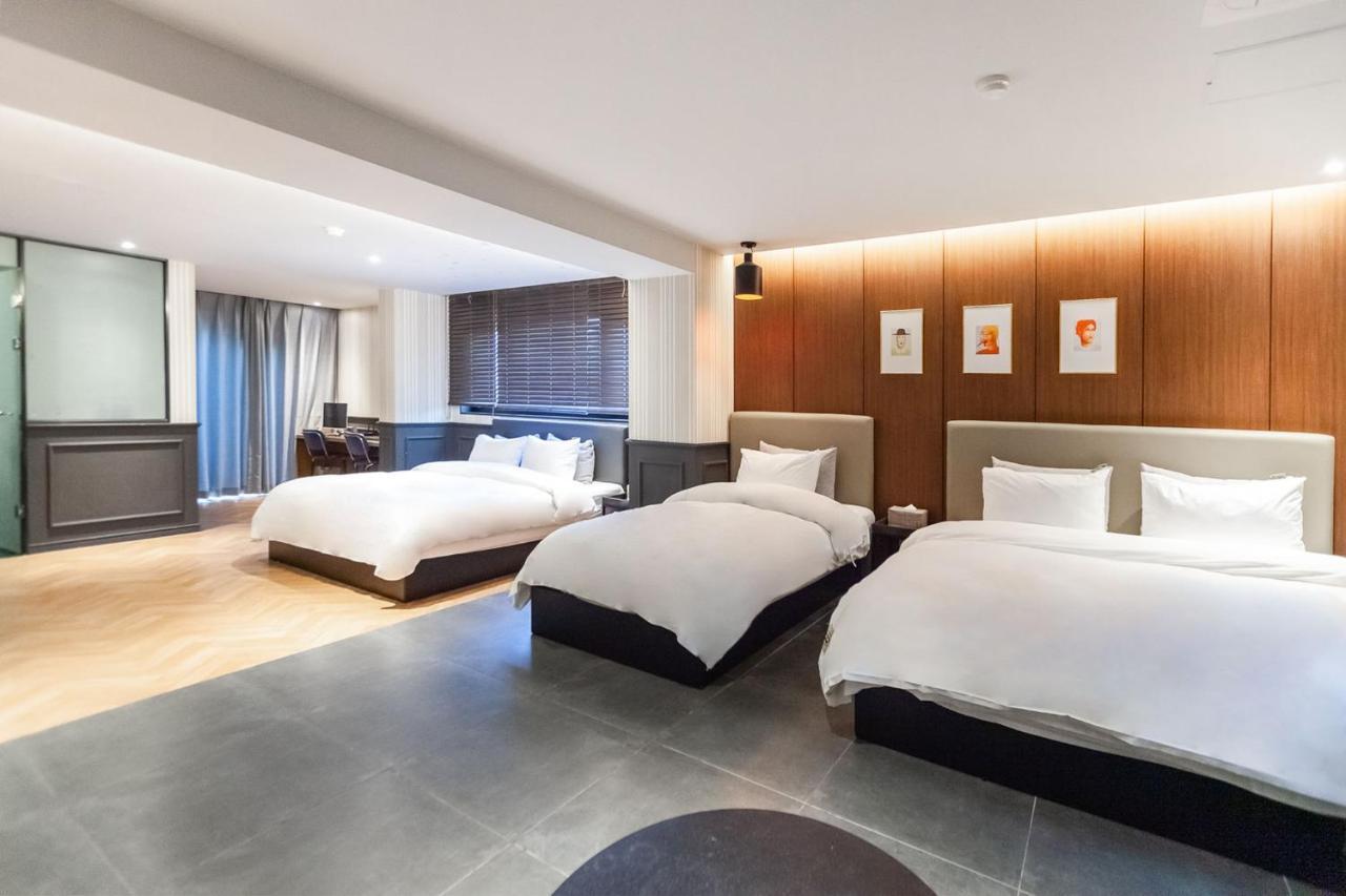 Brown Dot Hotel Seomyeon Busan Exteriör bild